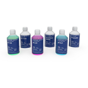 Kit completo, 6x250ml: tamponi pH 4.01/7.00/9.21, KCl 3 mol/l, pepsina, soluzione di conservazione, UN 3265, 8, III, (E)