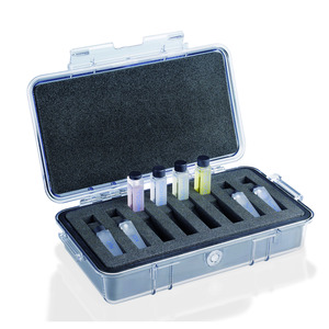 Materiales de referencia certificados para la cualificación del espectrofotómetro como equipo completo